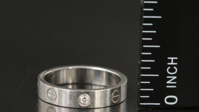 Content image for cartier love band with diamond